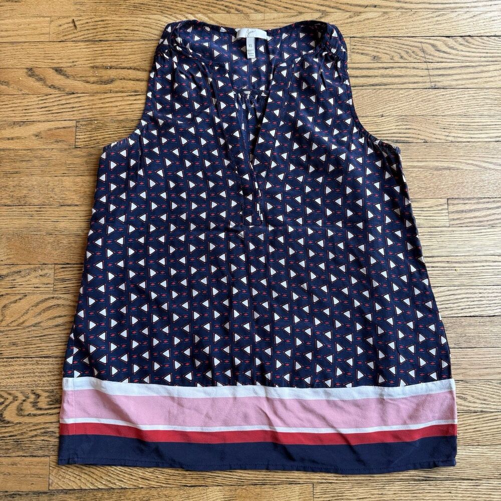 Joie Silk Tank Top Womens Size XS Navy V Neck Sleeveless Blouse Triangles Office